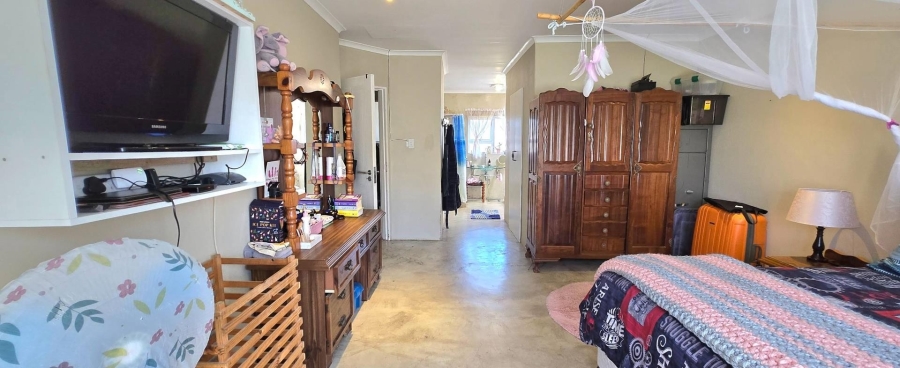 4 Bedroom Property for Sale in Franskraal Western Cape